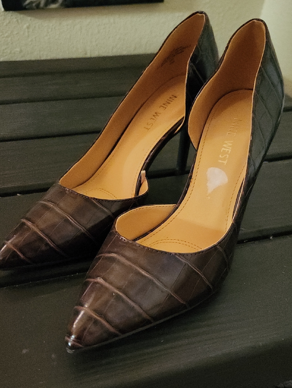 Nine West Dark Brown Croc-Embossed Pointed Toe Pumps
